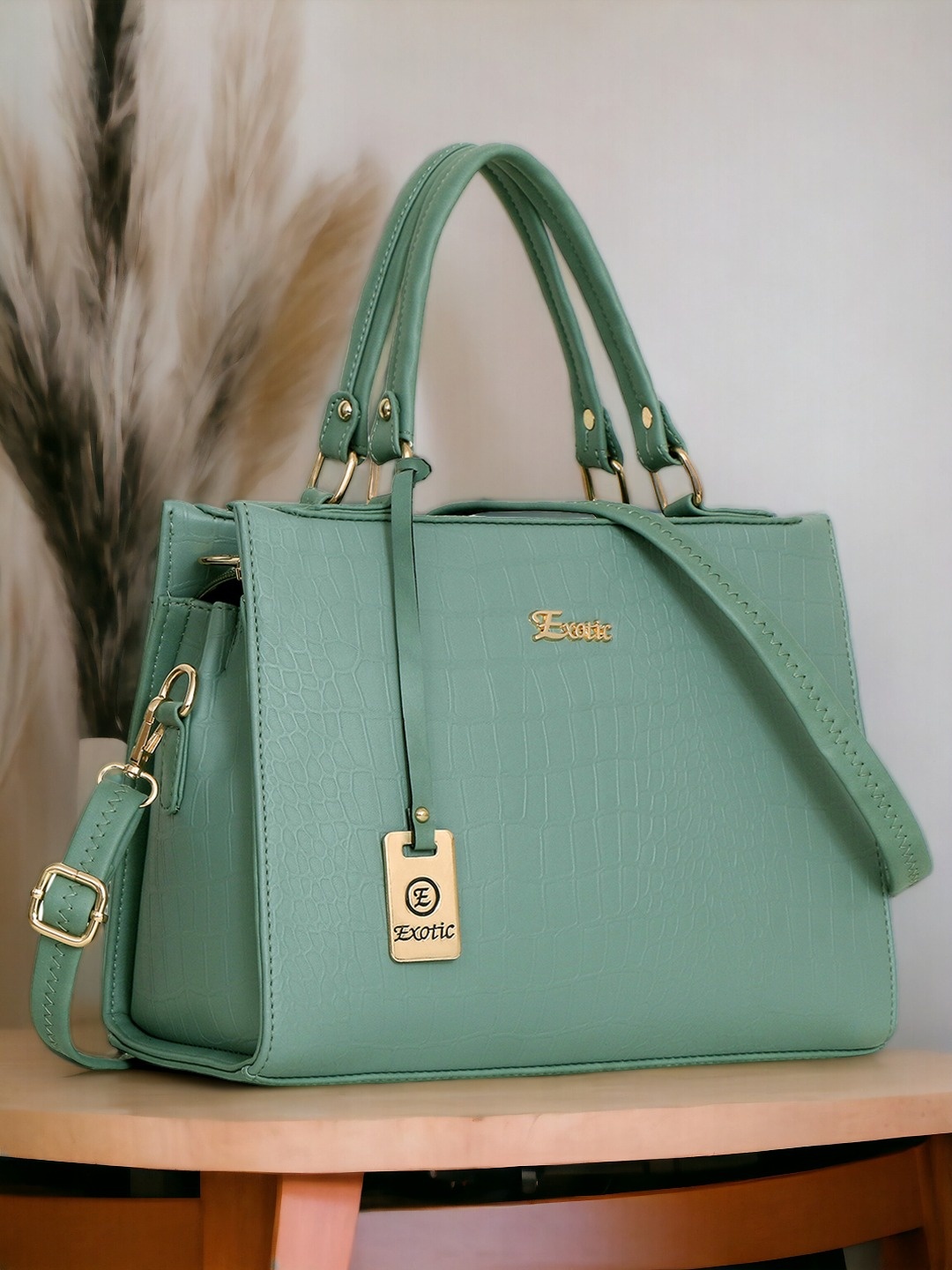 

Exotic PU Structured Handheld Bag, Green