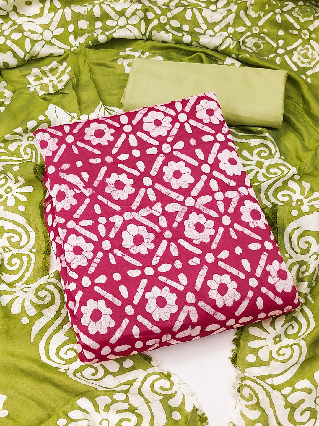 

Fashion FRICKS Geometric Printed Pure Cotton Unstitched Dress Material, Pink