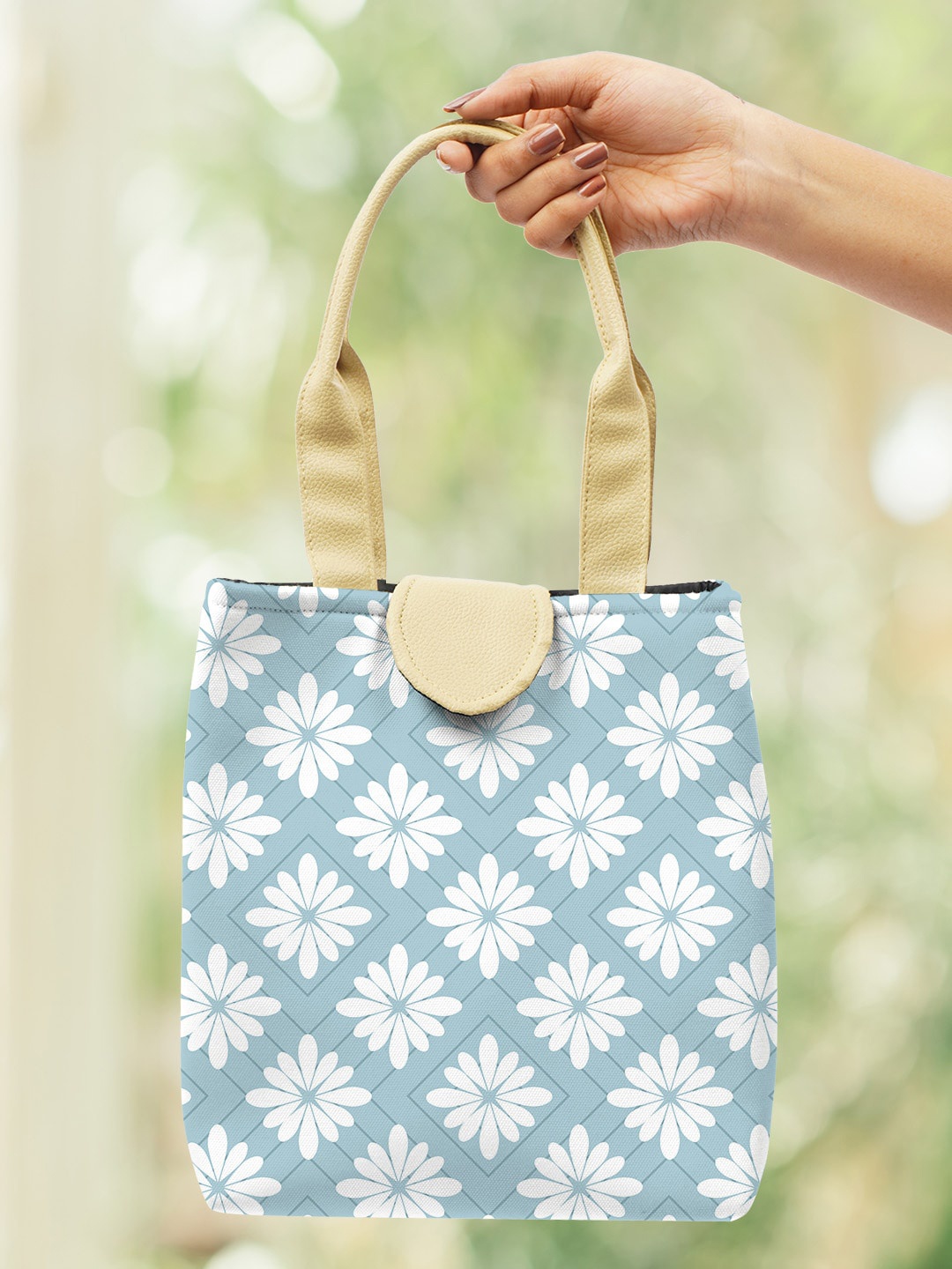

Crazy Corner Printed Lunch Bag, Blue