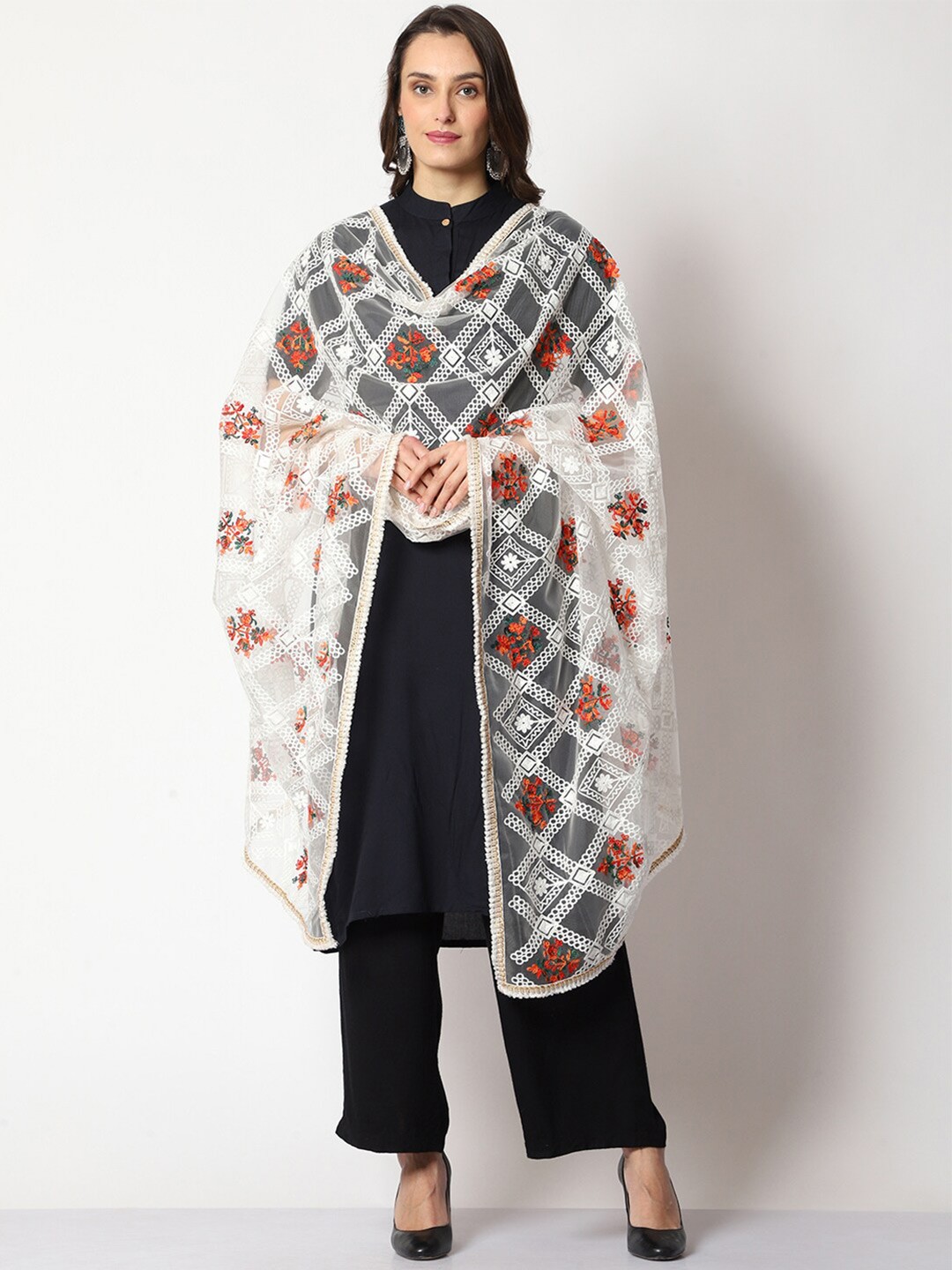 

WEAVERS VILLA Floral Embroidered Dupatta With Thread Work, White