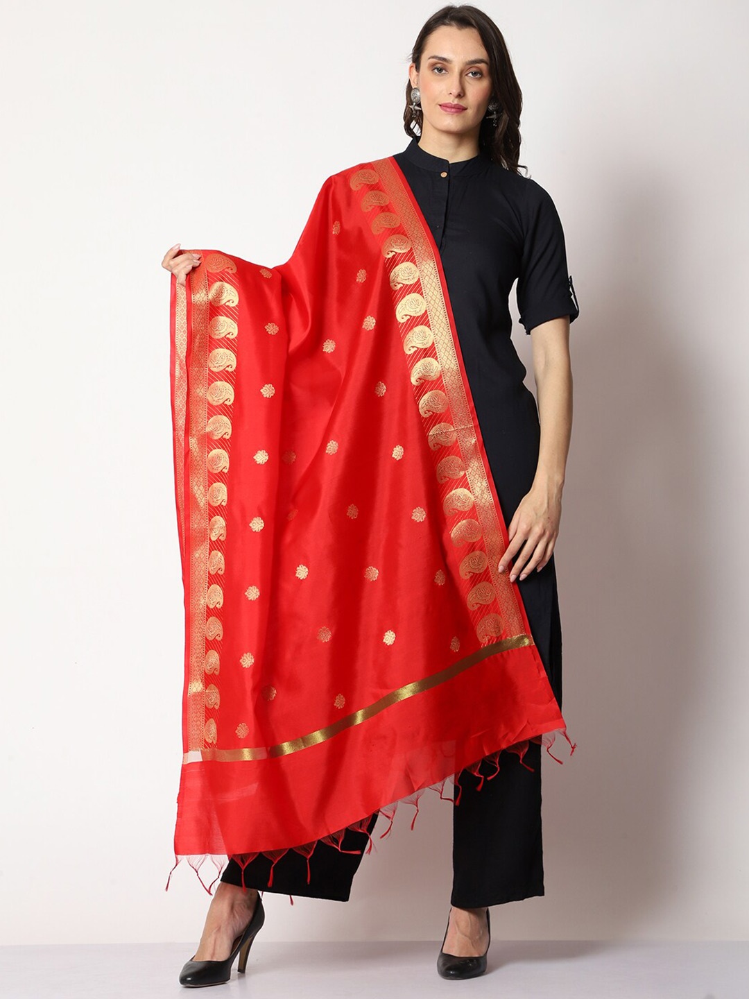 

WEAVERS VILLA Paisley Woven Design Cotton Silk Dupatta, Red