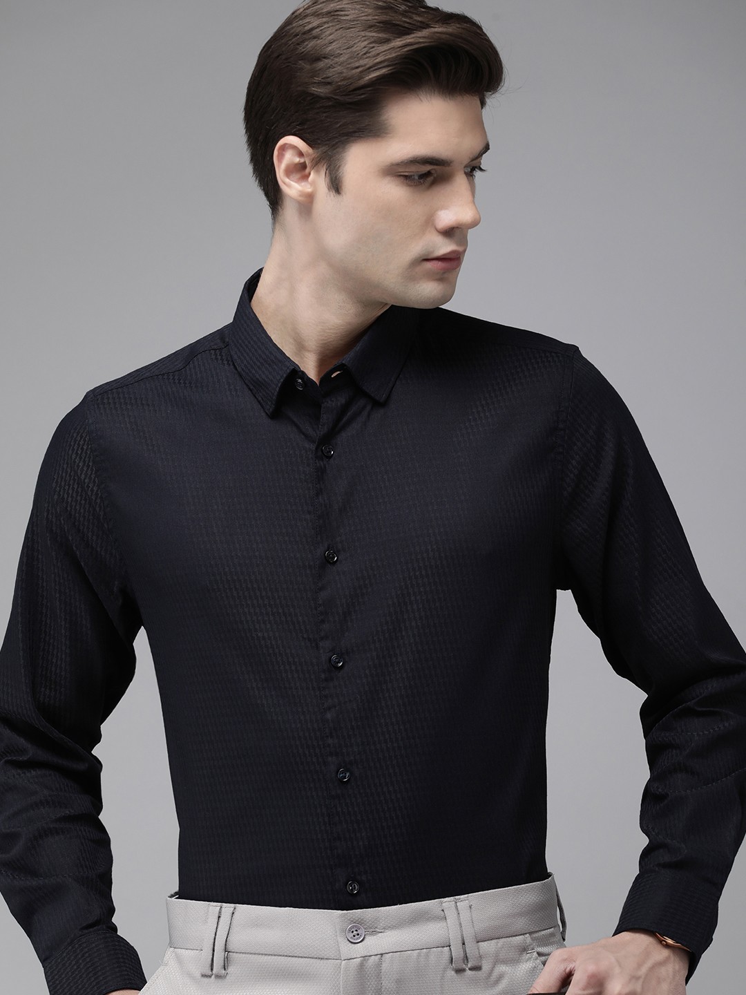 

THE BEAR HOUSE Slim Fit Opaque Formal Shirt, Navy blue