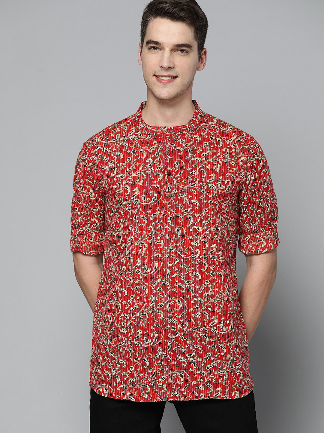 

MALHAAR Floral Printed Notched Neck Chanderi Silk Straight Short Kurta, Red