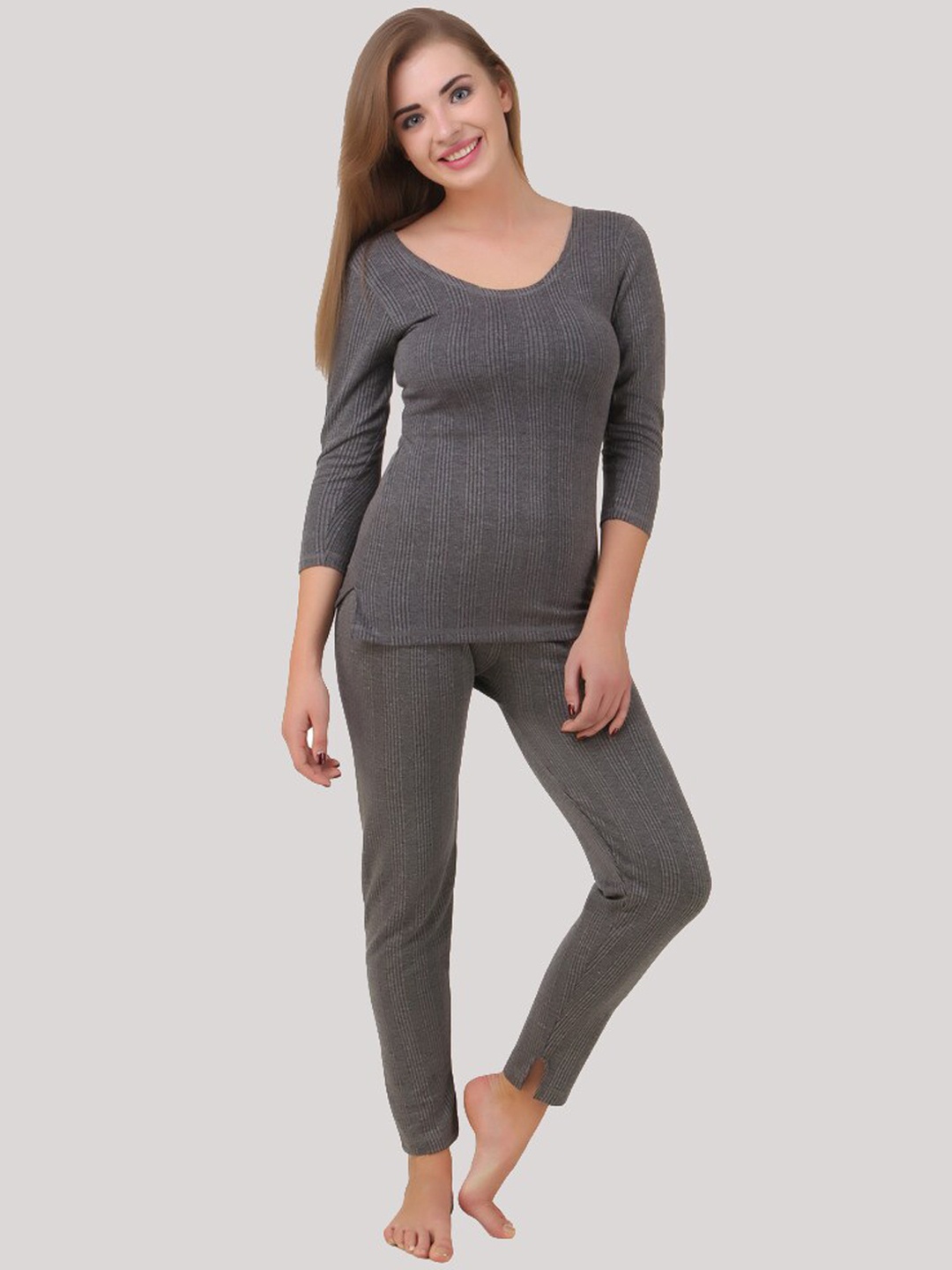 

HAP Women Ribbed Light Weight Thermal Sets, Grey