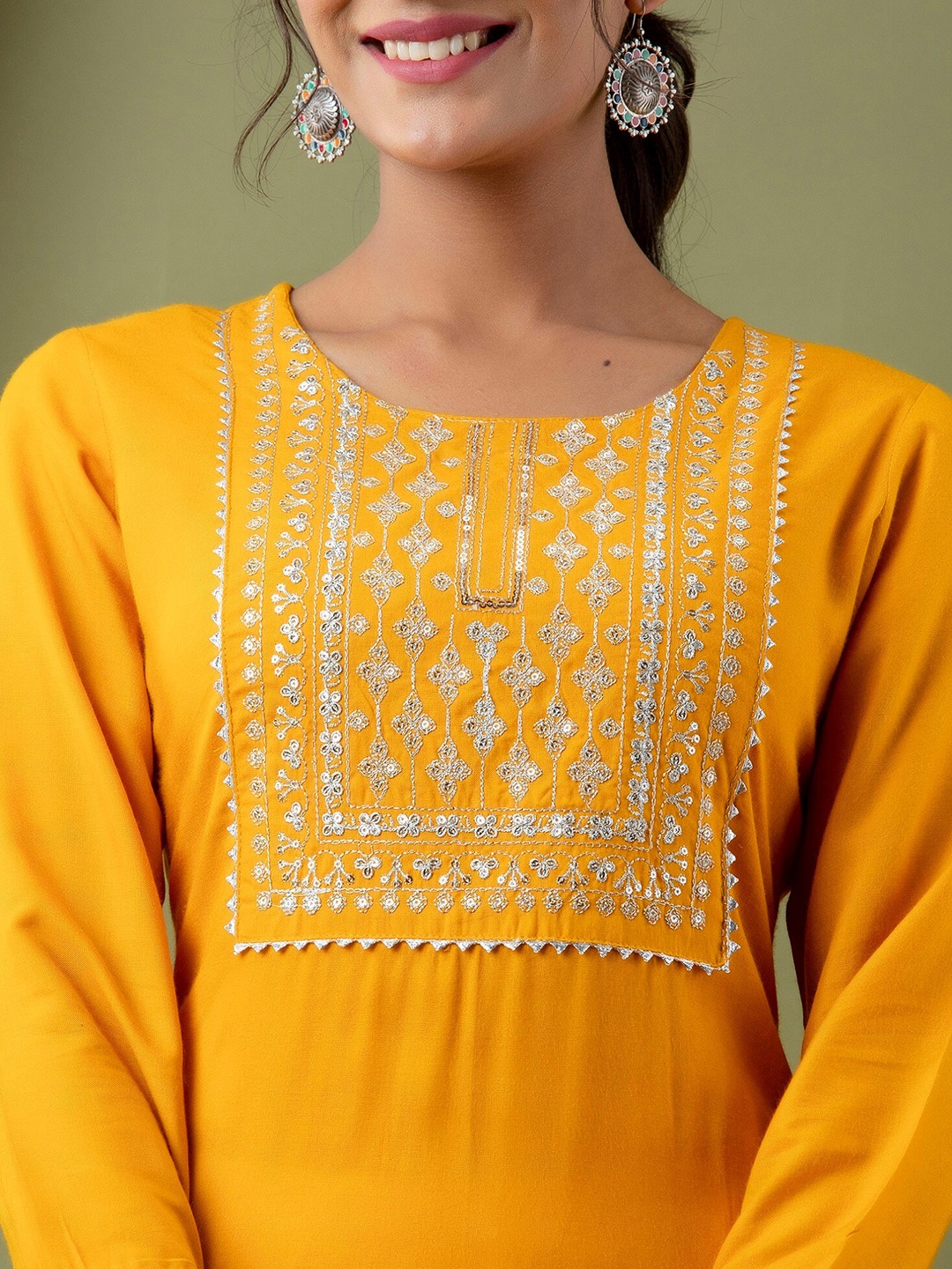 

VASANT APPAREL Ethnic Motifs Embroidered Sequinned Gotta Patti Kurta, Yellow