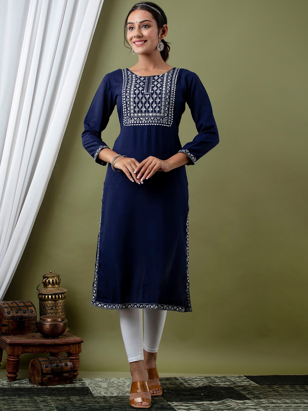 

VASANT APPAREL Ethnic Motifs Embroidered Sequinned Gotta Patti Kurta, Blue