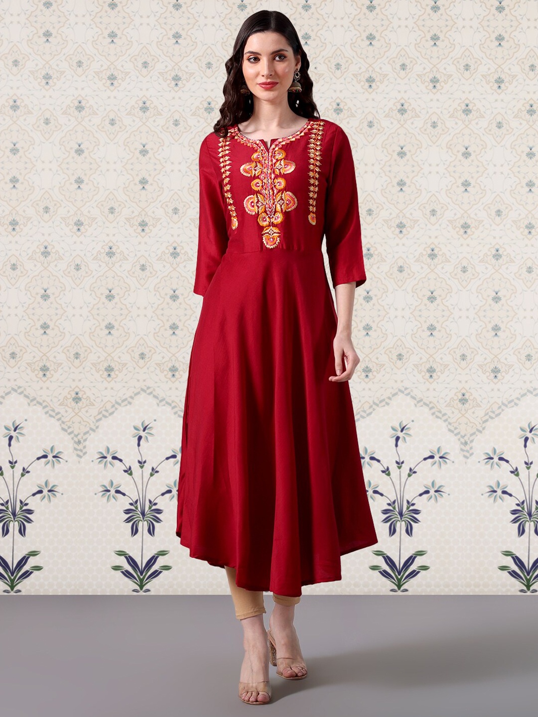 

Ode by House of Pataudi Floral Embroidered Notched Neck High Low Anarkali Kurta, Maroon