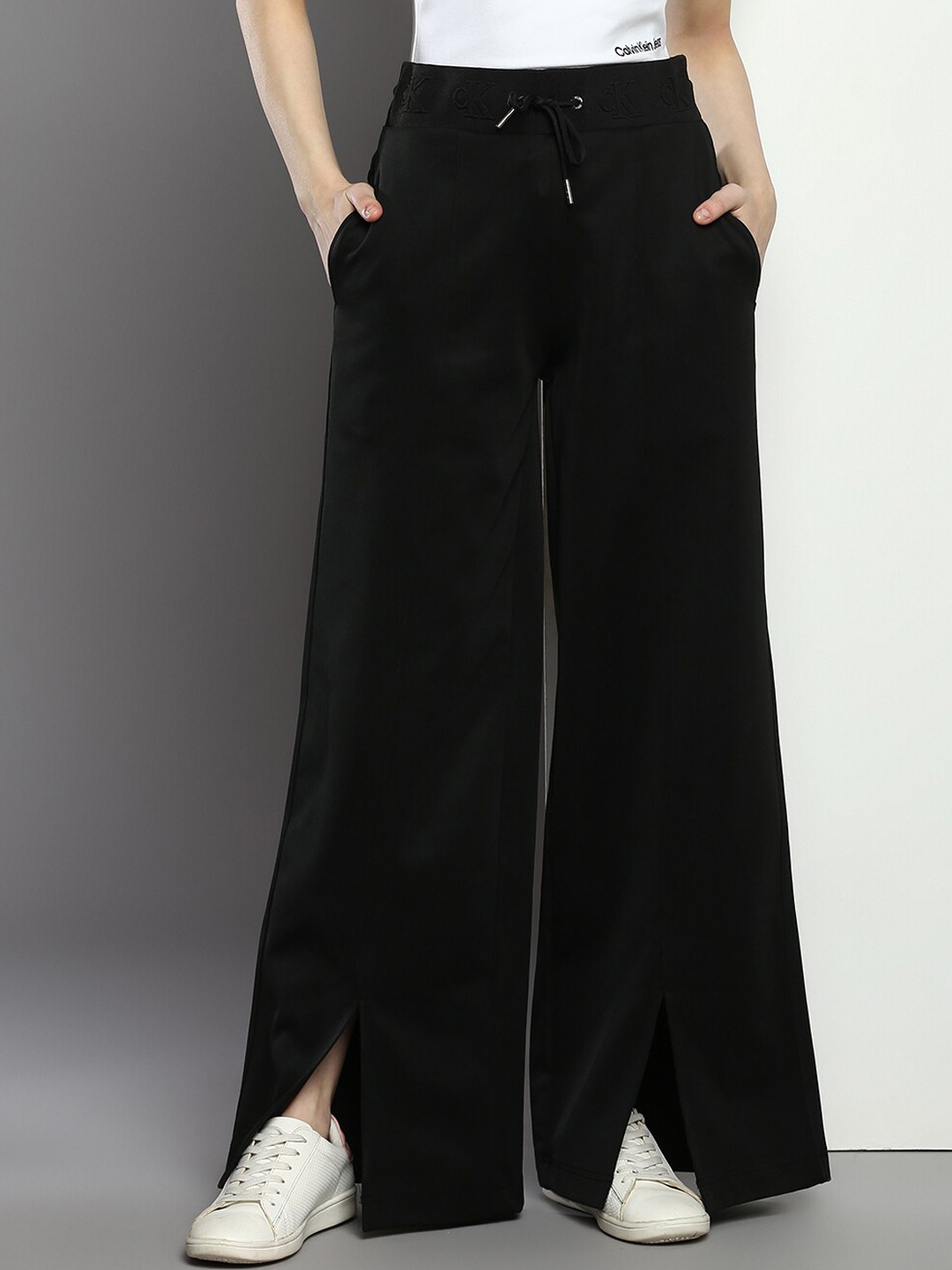 

Calvin Klein Jeans Women Wide Leg Front Slits Parallel Trousers, Black