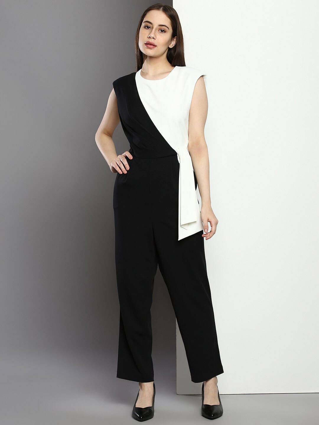 

Calvin Klein Jeans Women Colourblocked Sleeveless Basic Jumpsuit, Black