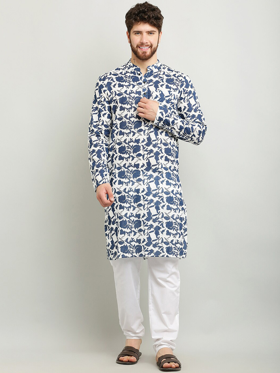 

Waahiba Floral Printed Mandarin Collar Pure Cotton Kurta, Blue