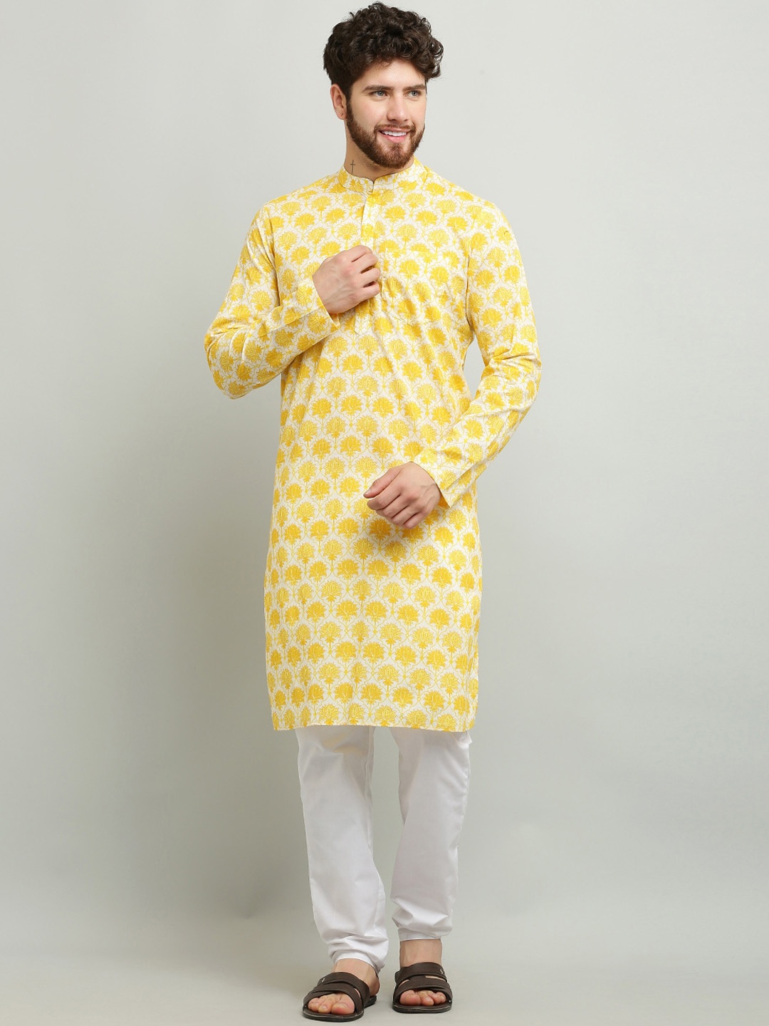 

Waahiba Floral Printed Mandarin Collar Pure Cotton Kurta, Yellow