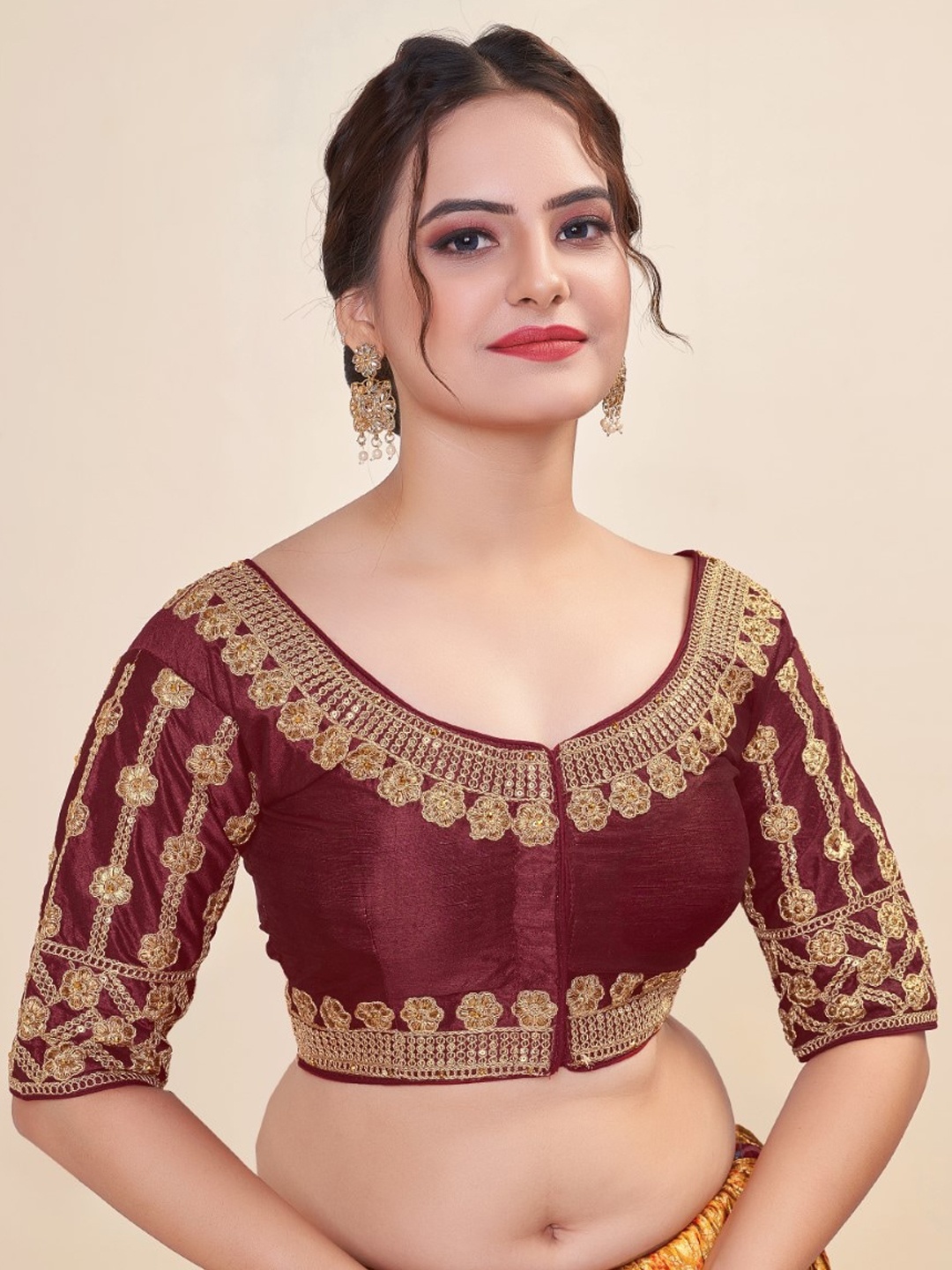 

HIMRISE Zari Embroidered U-Neck Saree Blouse, Maroon