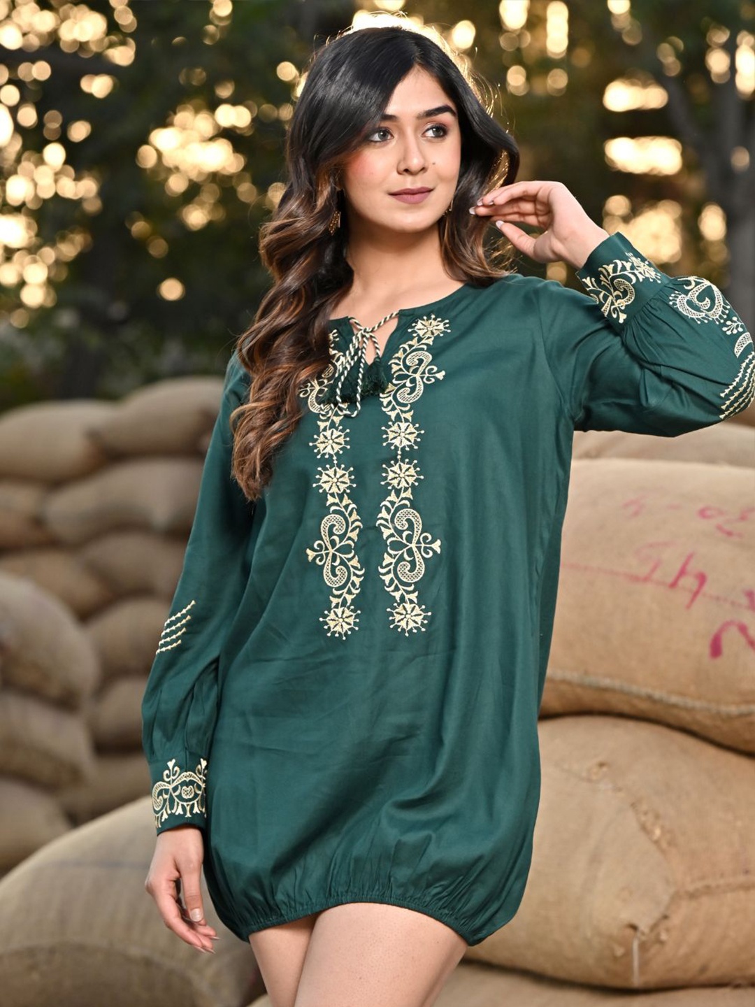 

Zolo Label Floral Embroidered Cuffed Sleeves Balloon Dress, Green