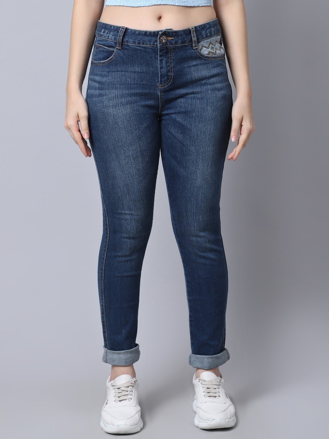 

Jinfo Women Slim Fit Light Fade Stretchable Jeans, Navy blue