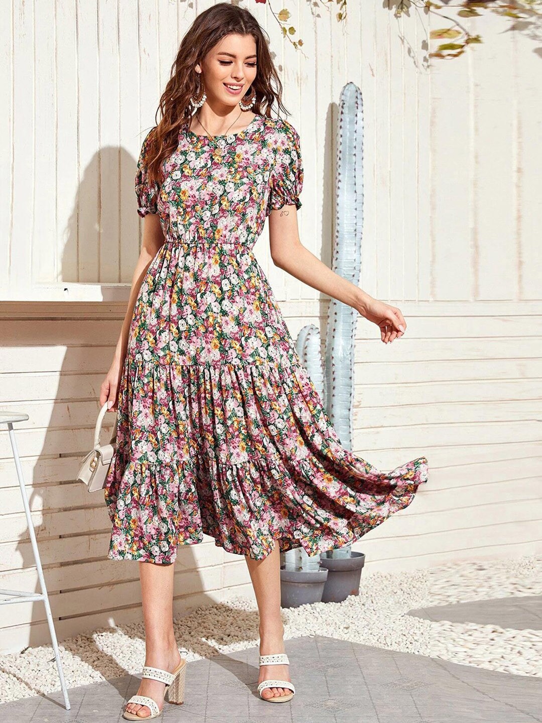 

Kotty Floral Printed Puff Sleeves Midi Fit & Flare Dress, Green
