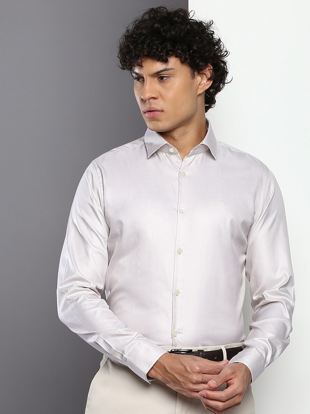 

Calvin Klein Jeans Slim Fit Casual Pure Cotton Shirt, Off white