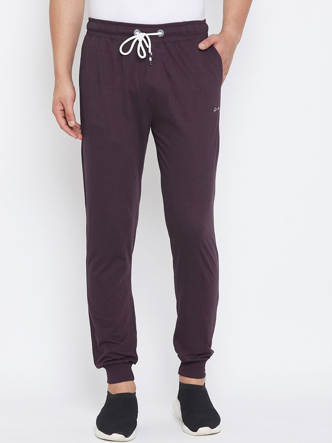 

Spirit Men Regular Fit Cotton Joggers, Burgundy