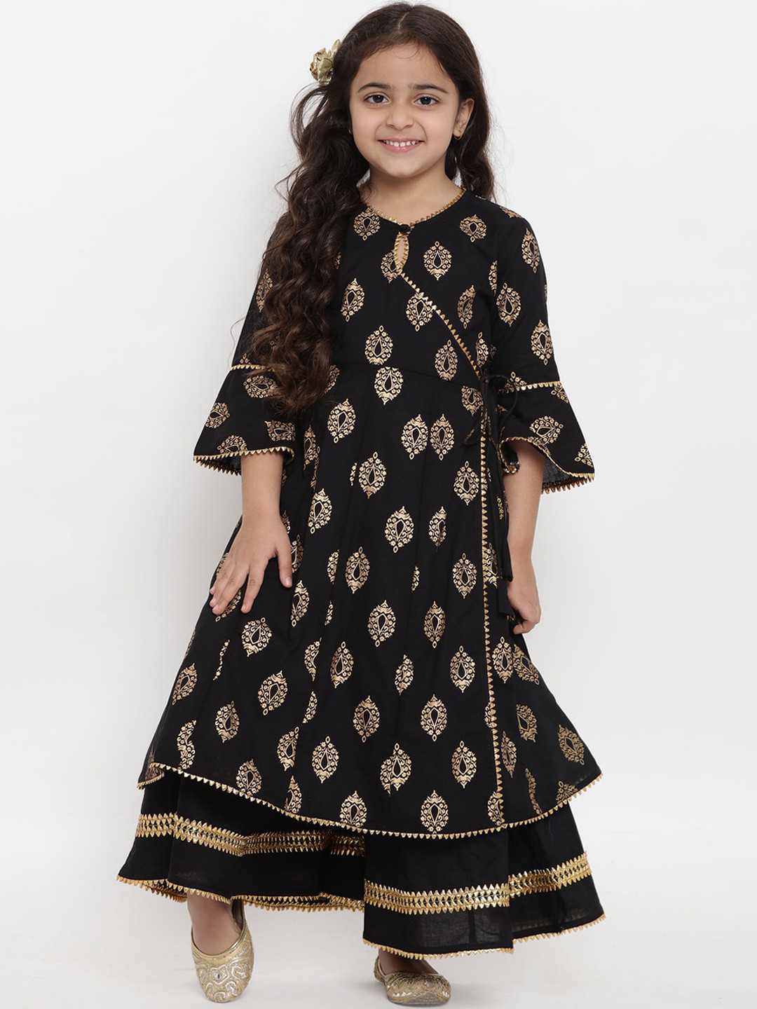 

Bitiya by Bhama Kids Girls Ethnic Motifs Printed Angrakha Gotta Patti Kurta With Palazzos, Black