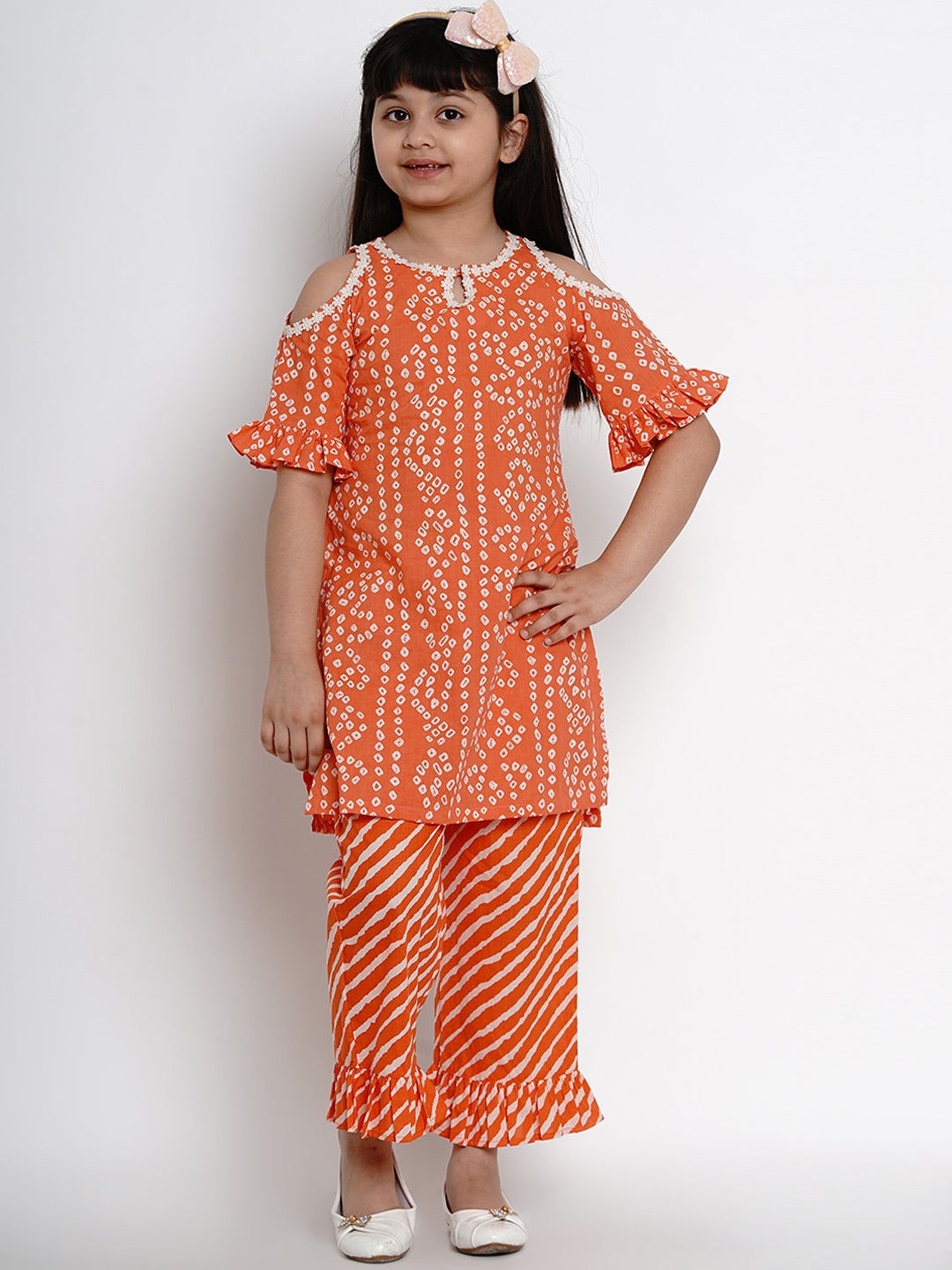 

Bitiya by Bhama Kids Girls Bandhani Print Pure Cotton Kurta With Trousers, Orange