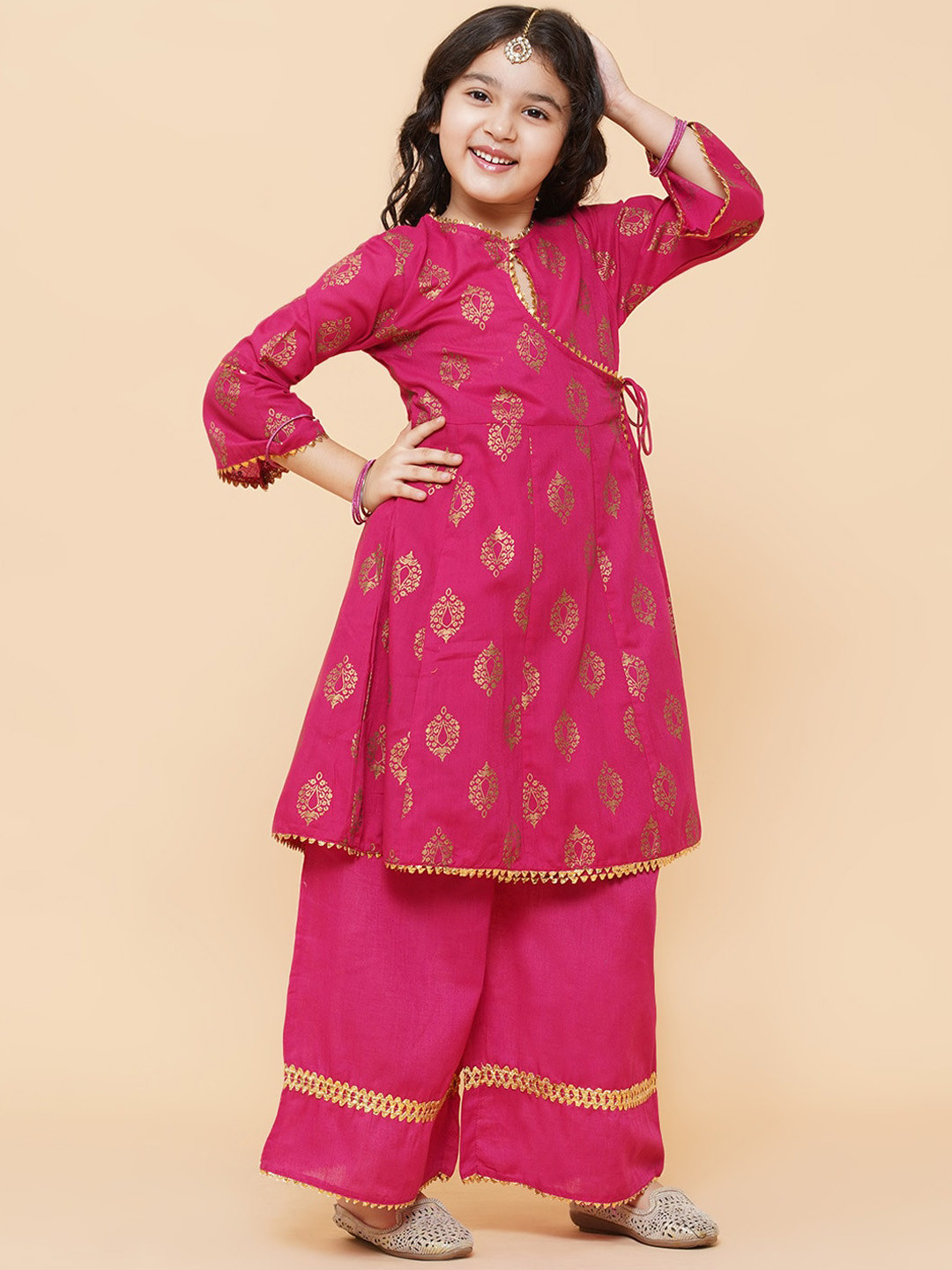 

Bitiya by Bhama Girls Ethnic Printed Angrakha Gotta Patti Pure Cotton Kurta with Palazzos, Fuchsia