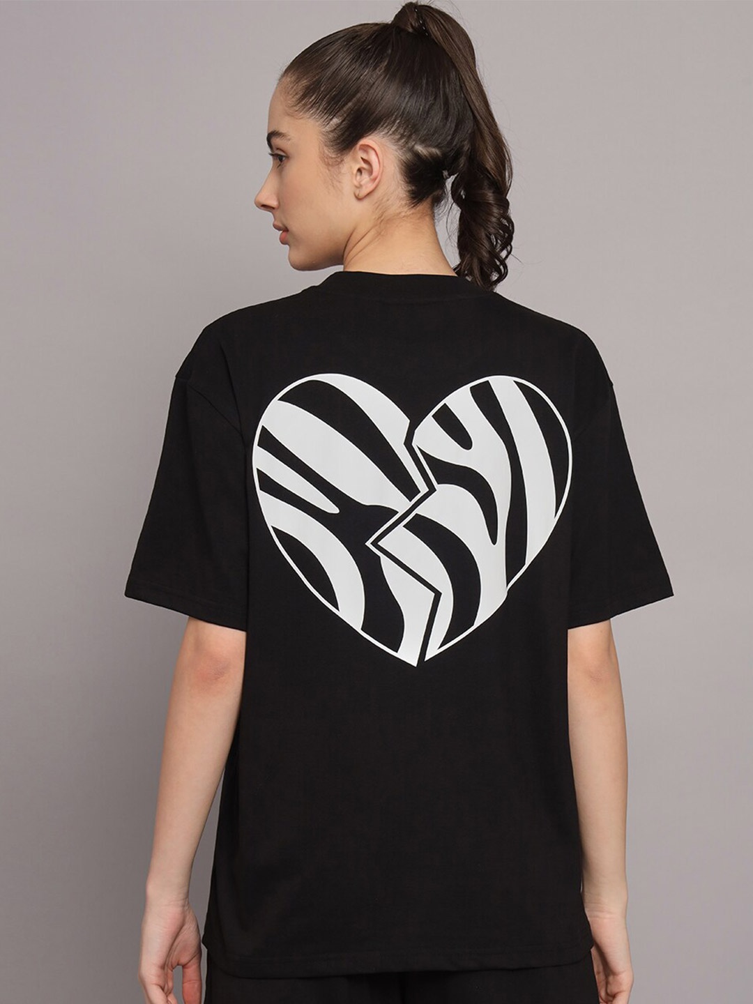 

GRIFFEL Conversational Printed Extended Sleeves Cotton T-Shirt, Black
