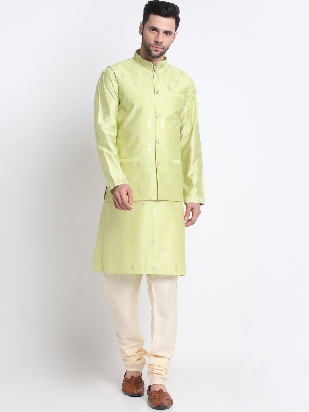 

KRAFT INDIA Ethnic Motifs Embroidered Sequence Regular Kurta With Churidar & Nehru Jacket, Green
