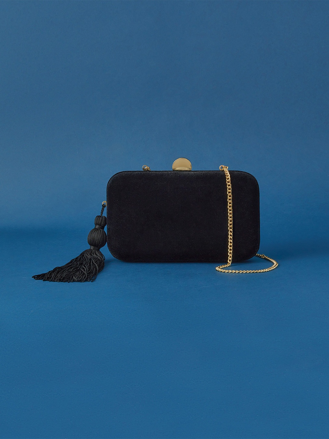 

Accessorize London Women Velvet Hardcase Clutch, Black