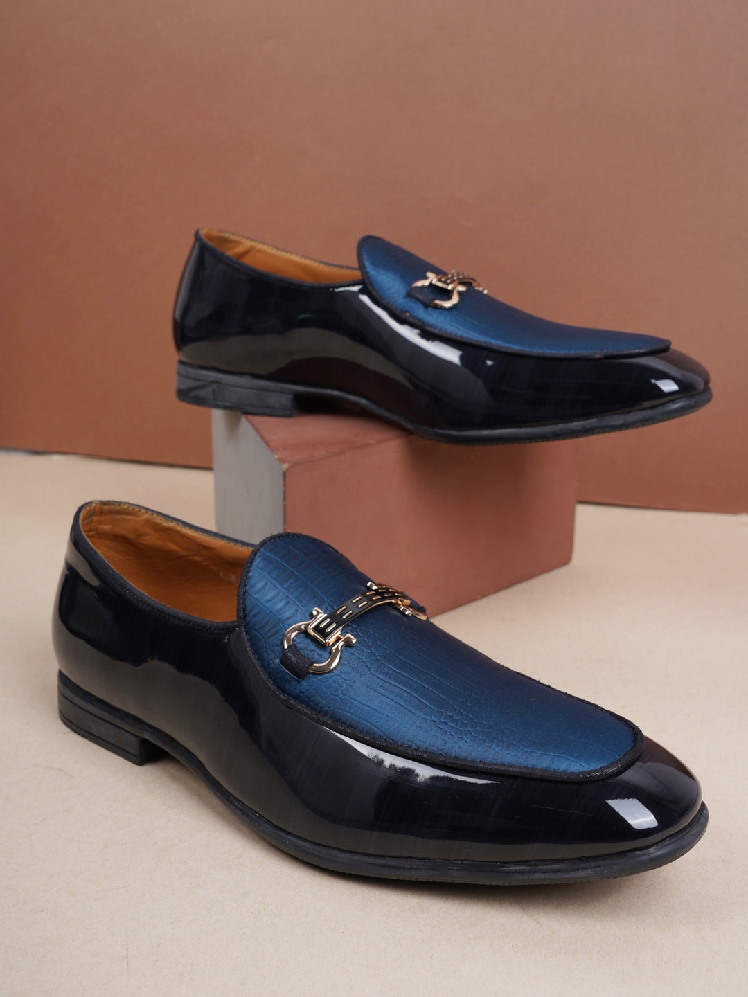 

Style Shoes Men Textured Formal Slip On Shoes, Navy blue