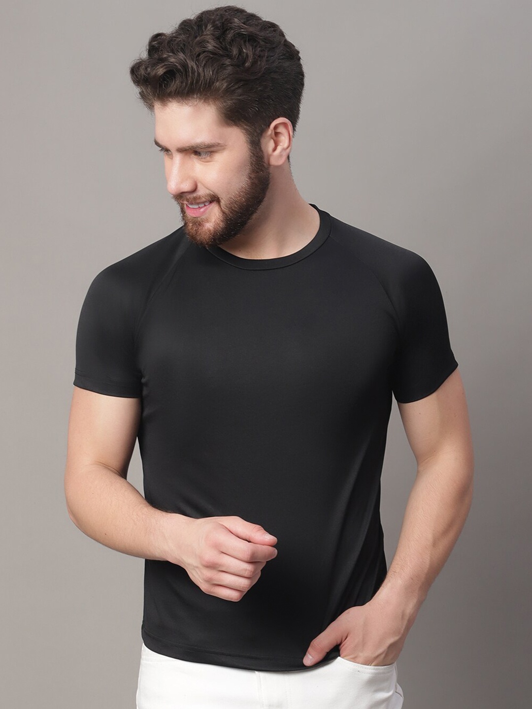 

Friskers Short Sleeve Round Neck T-Shirt, Black