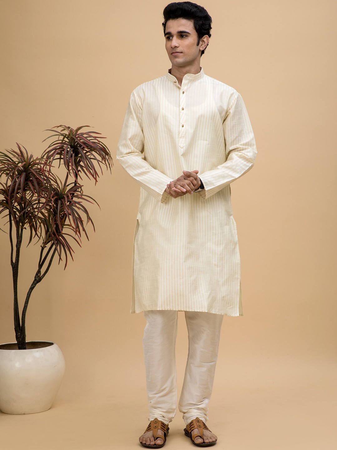 

NEUDIS Striped Mandarin Collar Kurta With Churidar, Off white