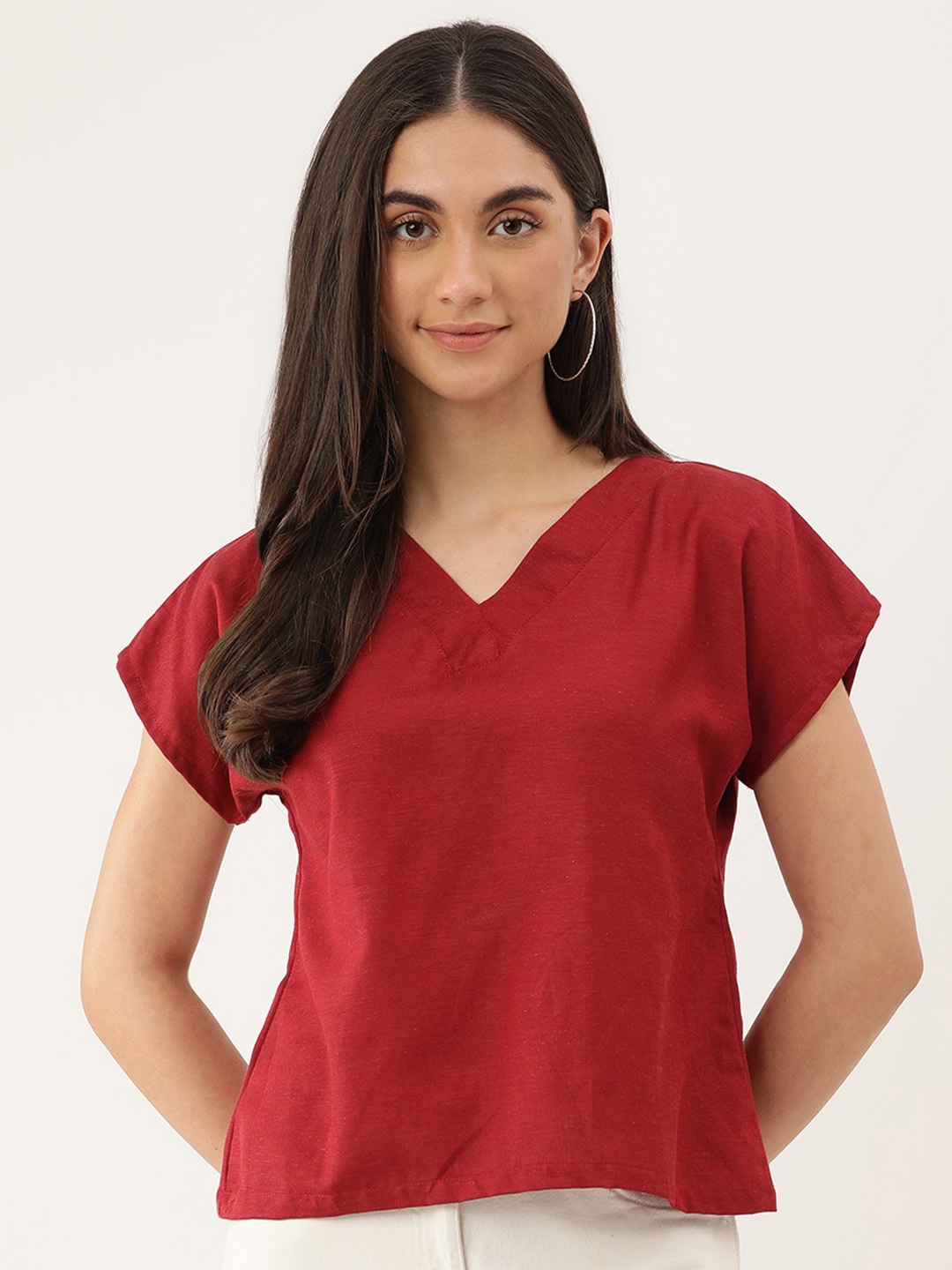 

Lokatita V-Neck Linen Extended Sleeves Top, Maroon