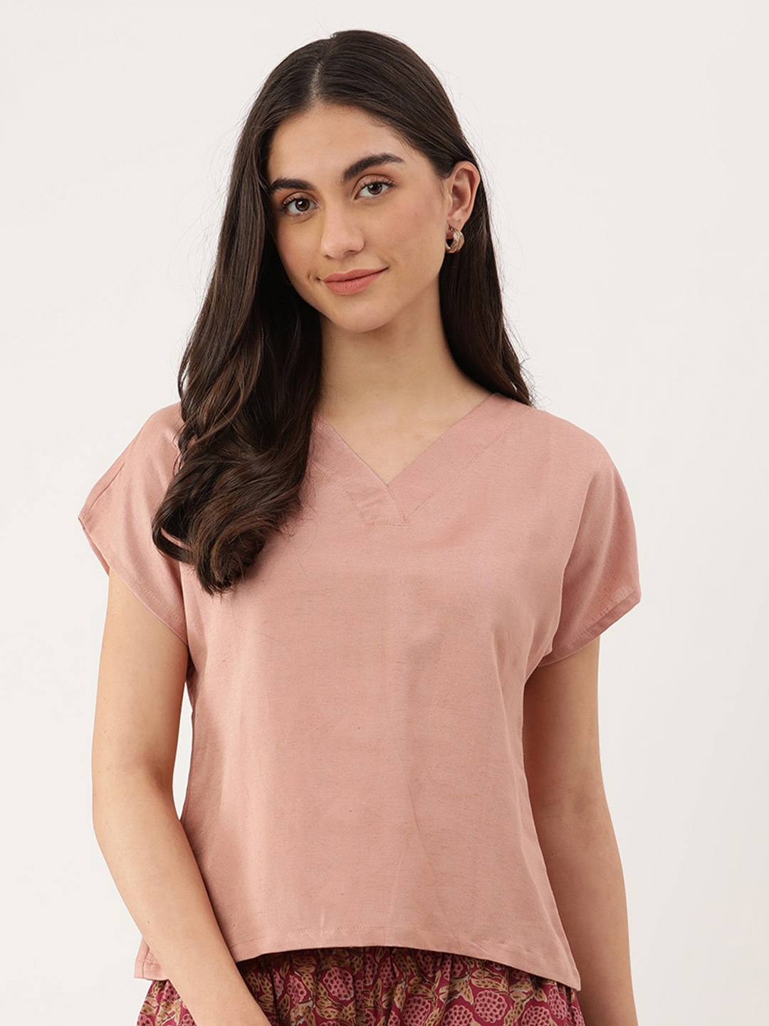 

Lokatita V-Neck Linen Extended Sleeves Top, Peach