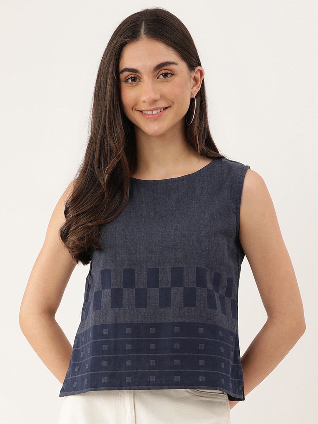 

Lokatita Geometric Printed A-Line Top, Grey