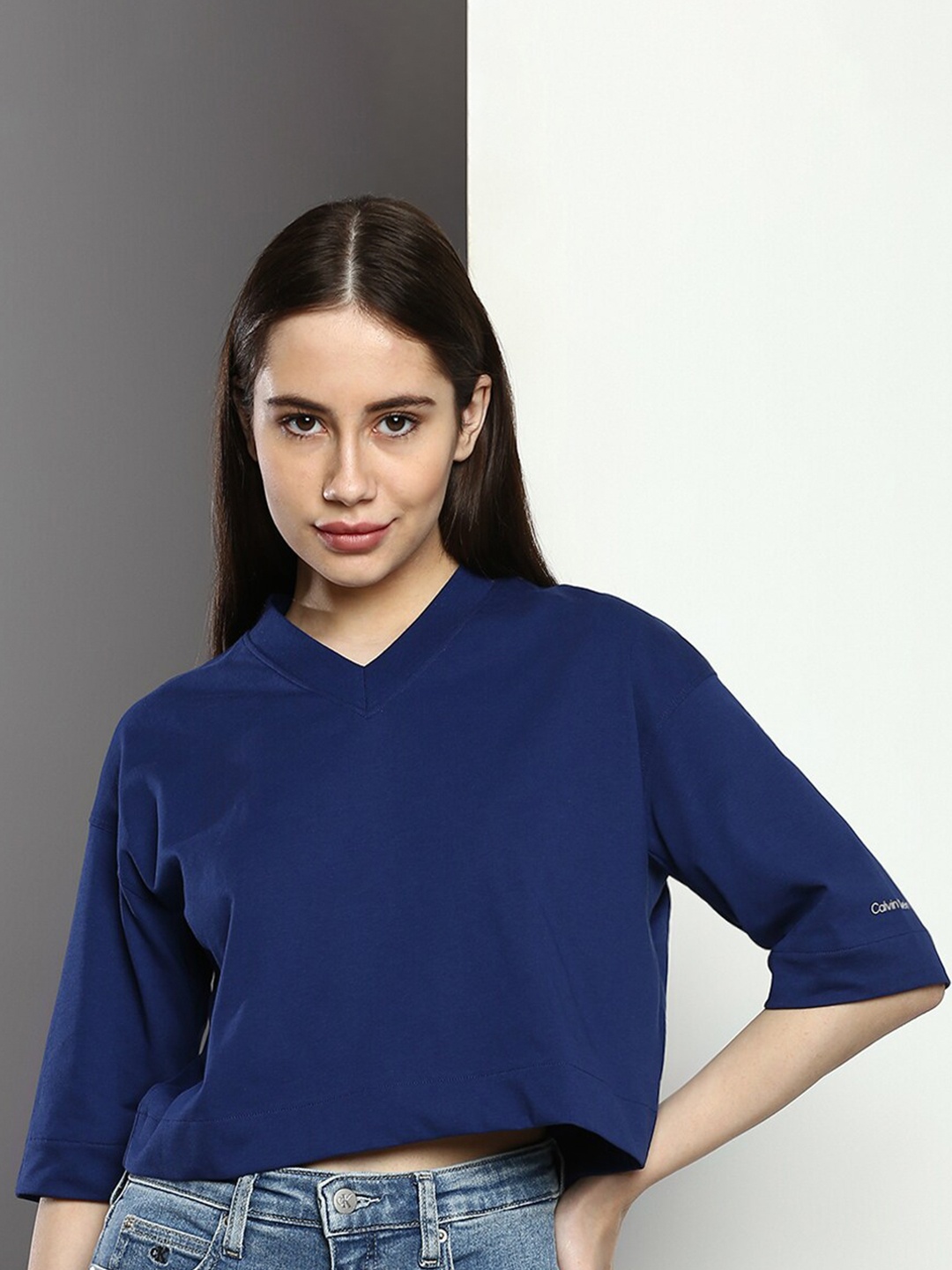 

Calvin Klein Jeans V-Neck Cotton T-shirt, Blue