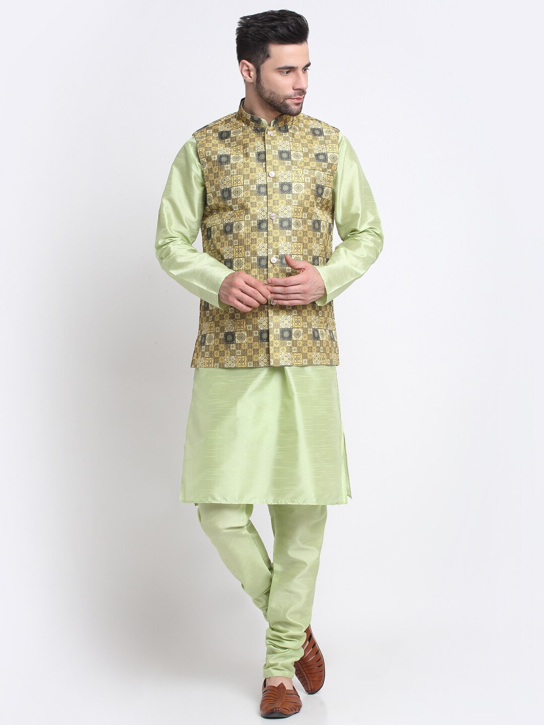 

KRAFT INDIA Mandarin Collar Kurta with Churidar With Printed Nehru Jacket, Green