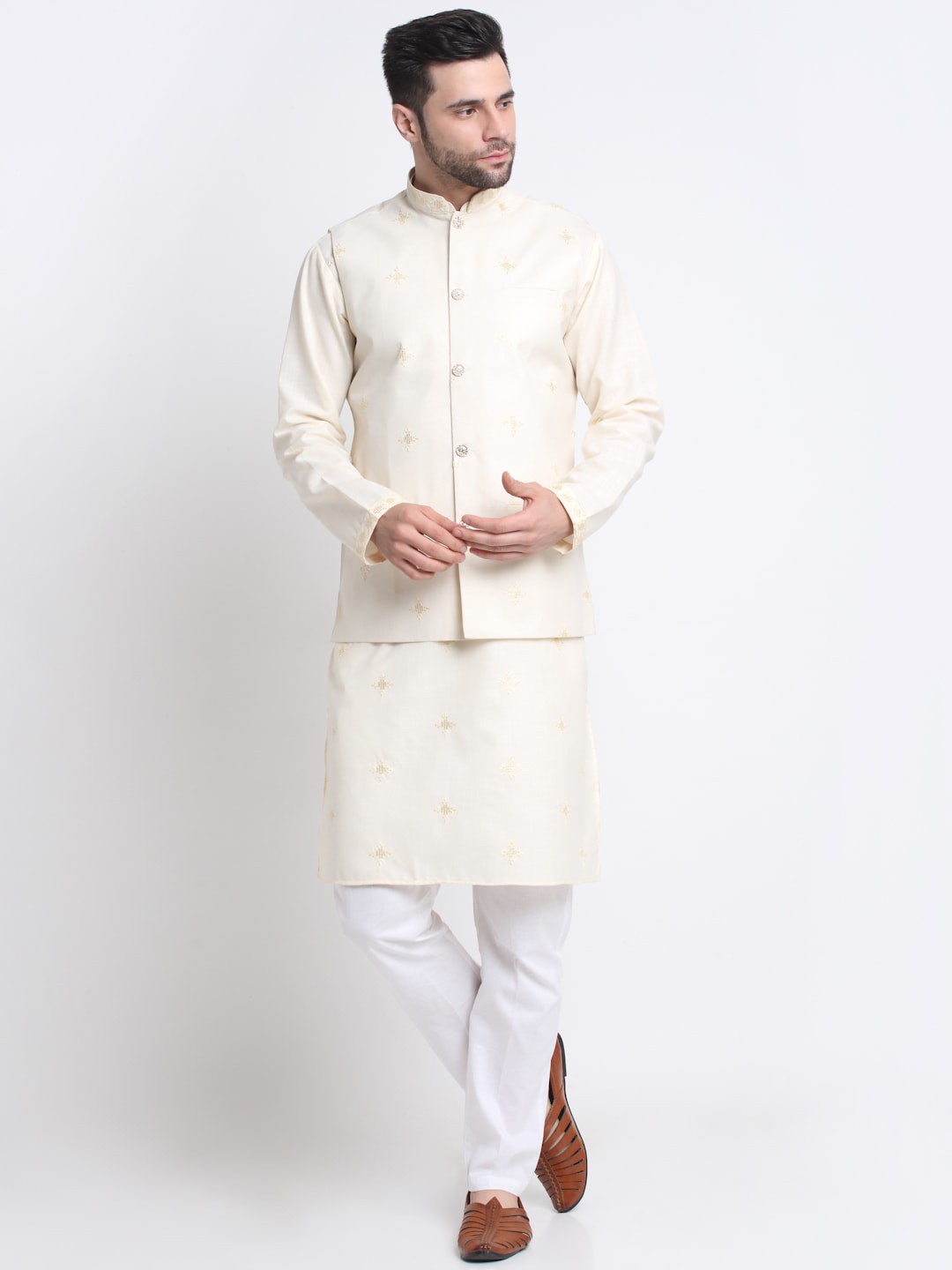 

KRAFT INDIA Floral Embroidered Regular Kurta with Trousers With Embroidered Nehru Jacket, Cream