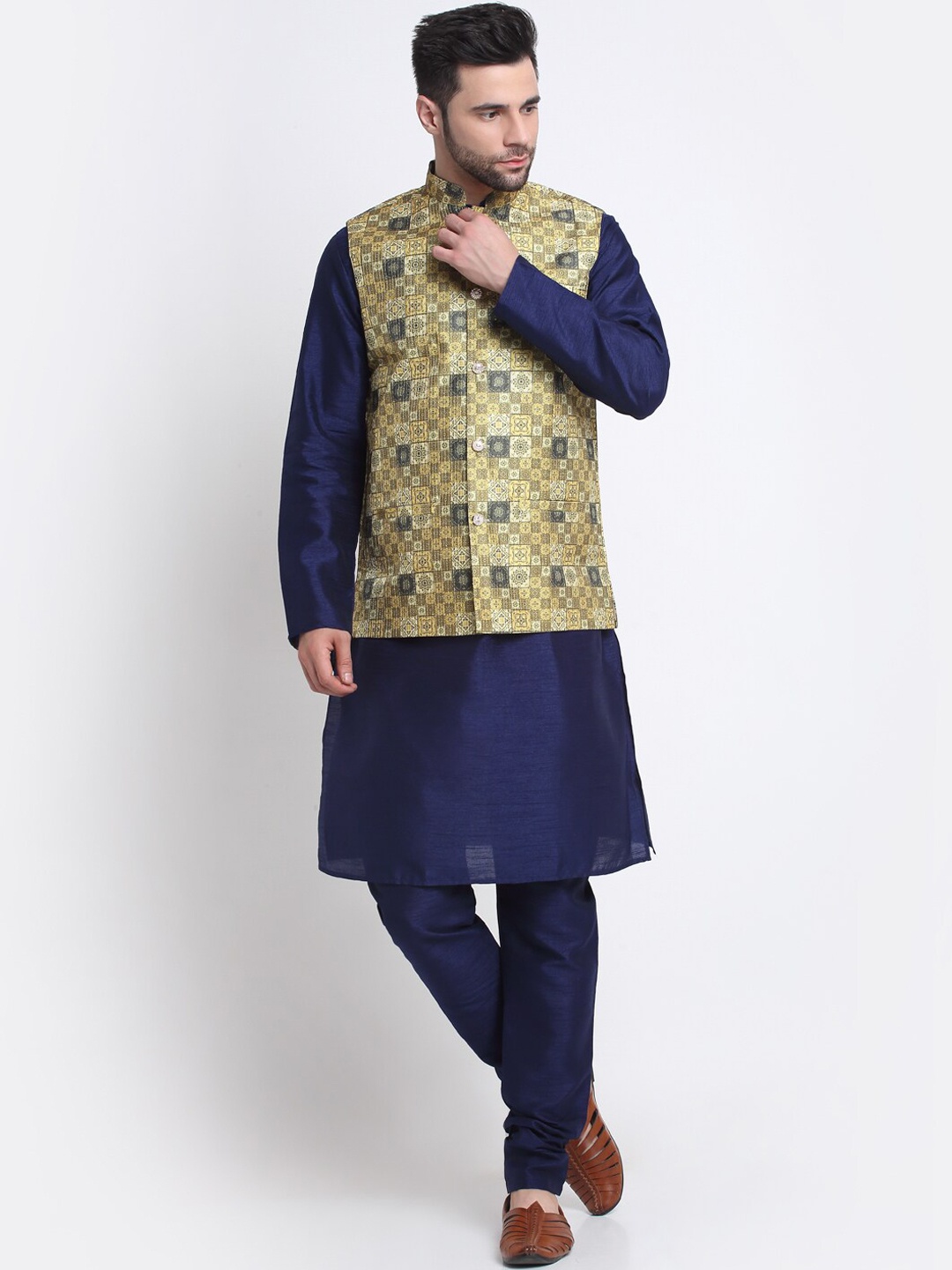 

KRAFT INDIA Mandarin Collar Regular Kurta with Churidar & Nehru Jacket, Navy blue