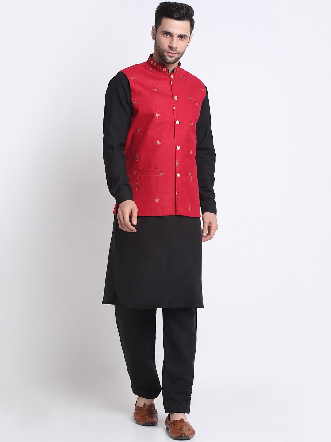 

KRAFT INDIA Mandarin Collar Kurta with Pyjamas & Nehru Jacket, Black