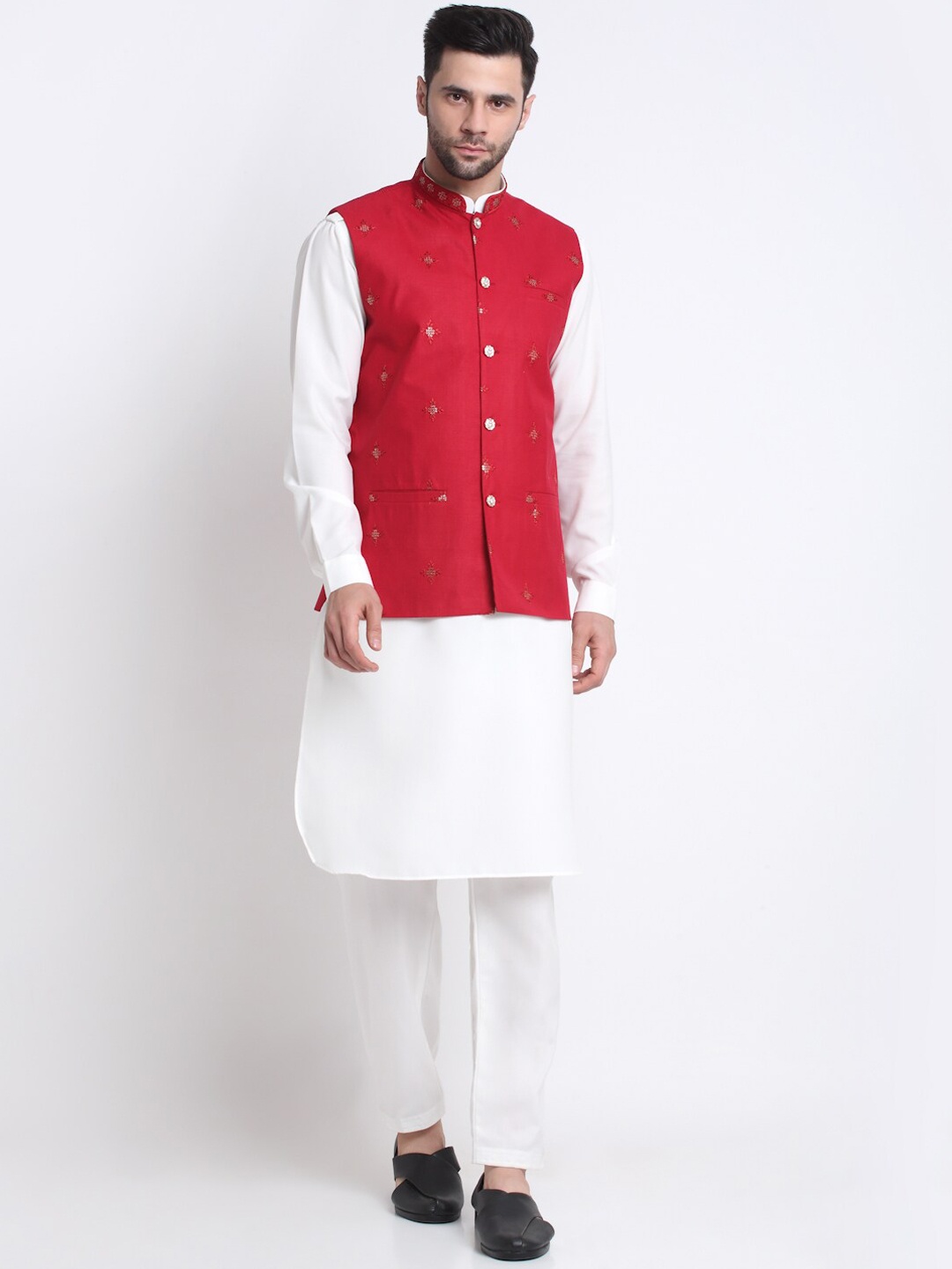 

KRAFT INDIA Mandarin Collar Pathani Kurta with Pyjamas & Nehru Jacket, White