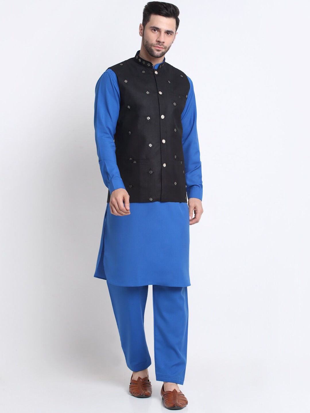 

KRAFT INDIA Mandarin Collar Kurta with Pyjamas & Nehru Jacket, Blue