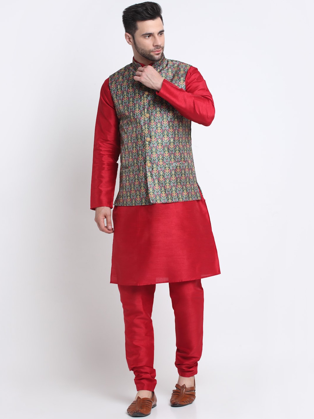 

KRAFT INDIA Mandarin Collar Kurta with Churidar & Nehru Jacket, Maroon