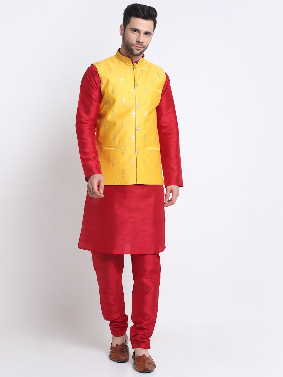 

KRAFT INDIA Mandarin Collar Kurta with Churidar & Nehru Jacket, Maroon