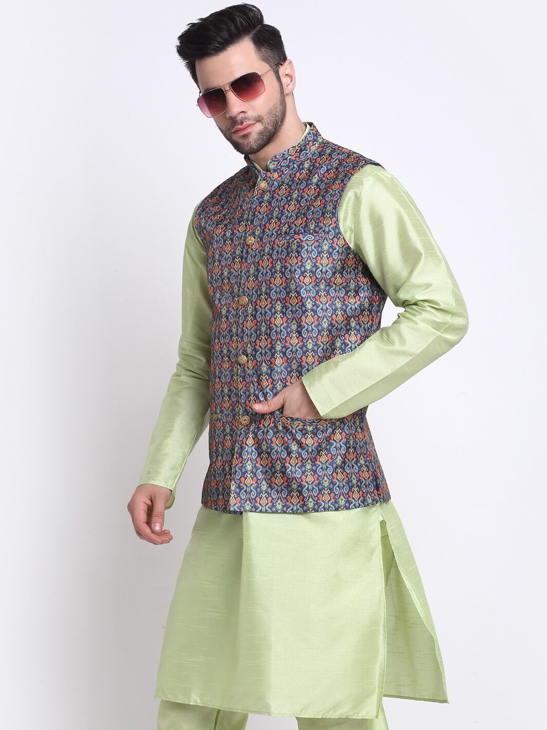 

KRAFT INDIA Mandarin Collar Kurta with Churidar & Nehru Jacket, Green