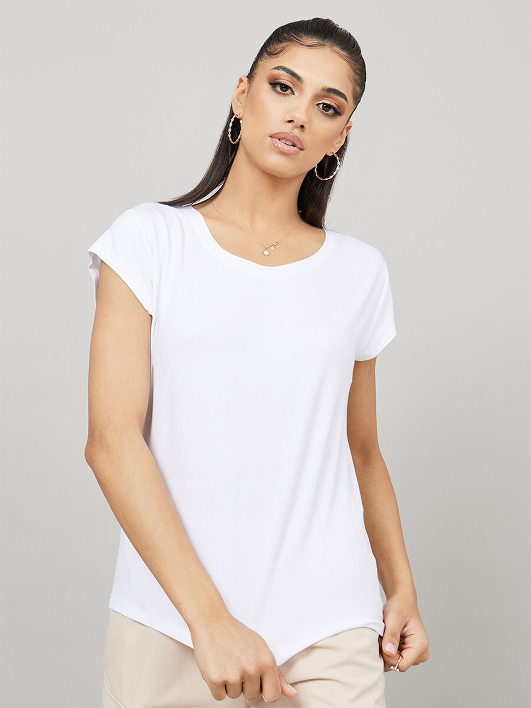 

Styli Round Neck Regular Fit T-shirt, White