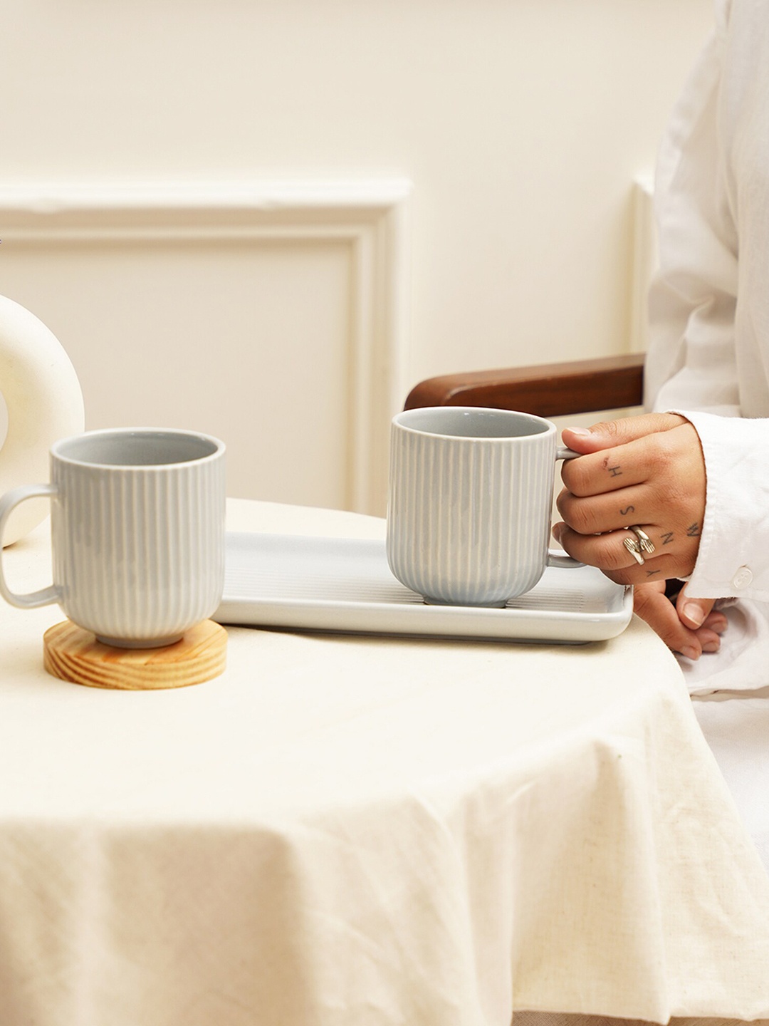 

PUREZENTO Stripped Grey 3 Pieces Textured Ceramic Glossy Mugs With Tray 320 ml Each