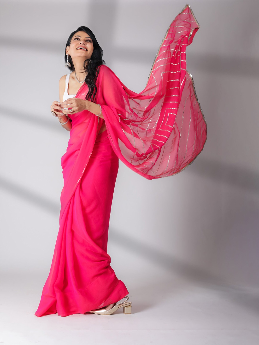 

Swtantra Mirror Work Saree, Pink
