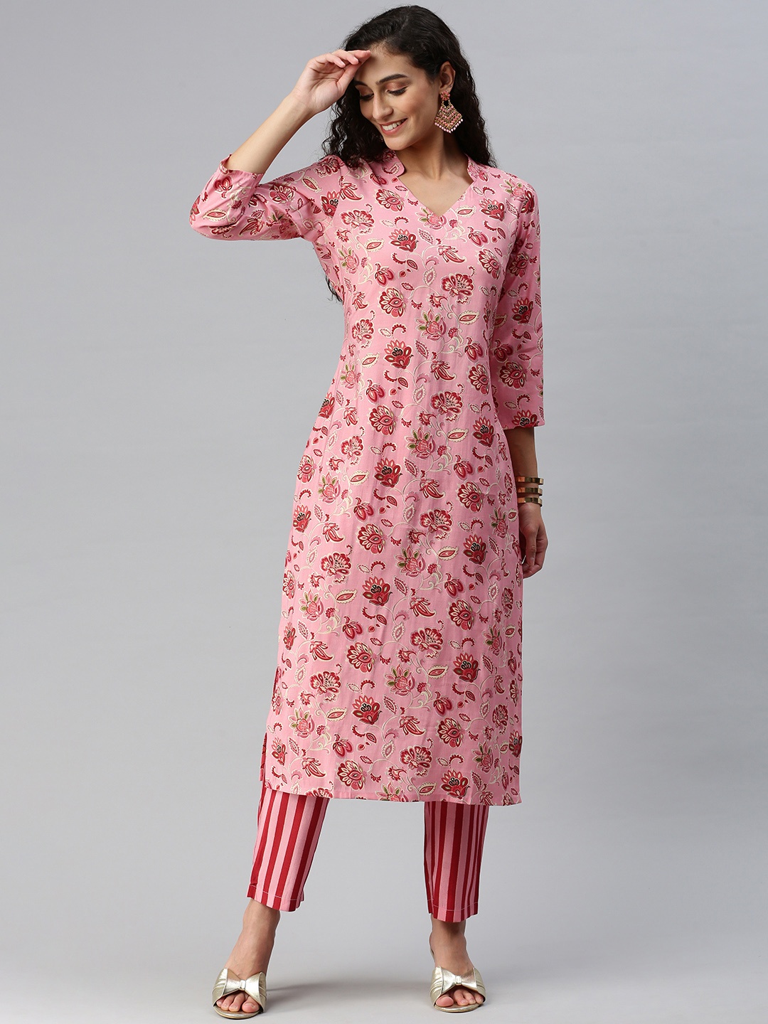 

HRITIKA Women Floral Printed Regular Chanderi Cotton Kurta with Trousers, Pink