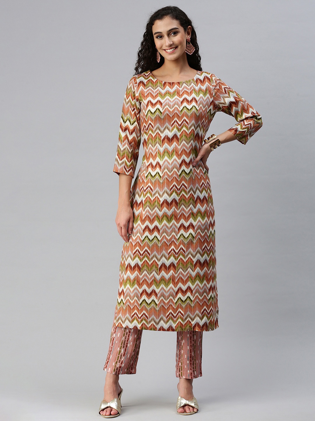 

HRITIKA Women Printed Regular Kurta with Trousers, Multi