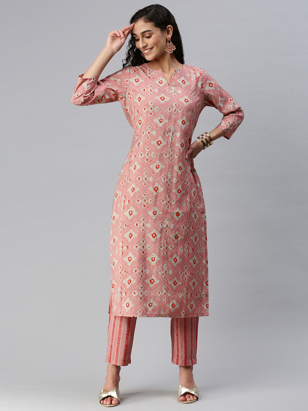 

HRITIKA Women Floral Printed Regular Chanderi Cotton Kurta with Trousers, Pink