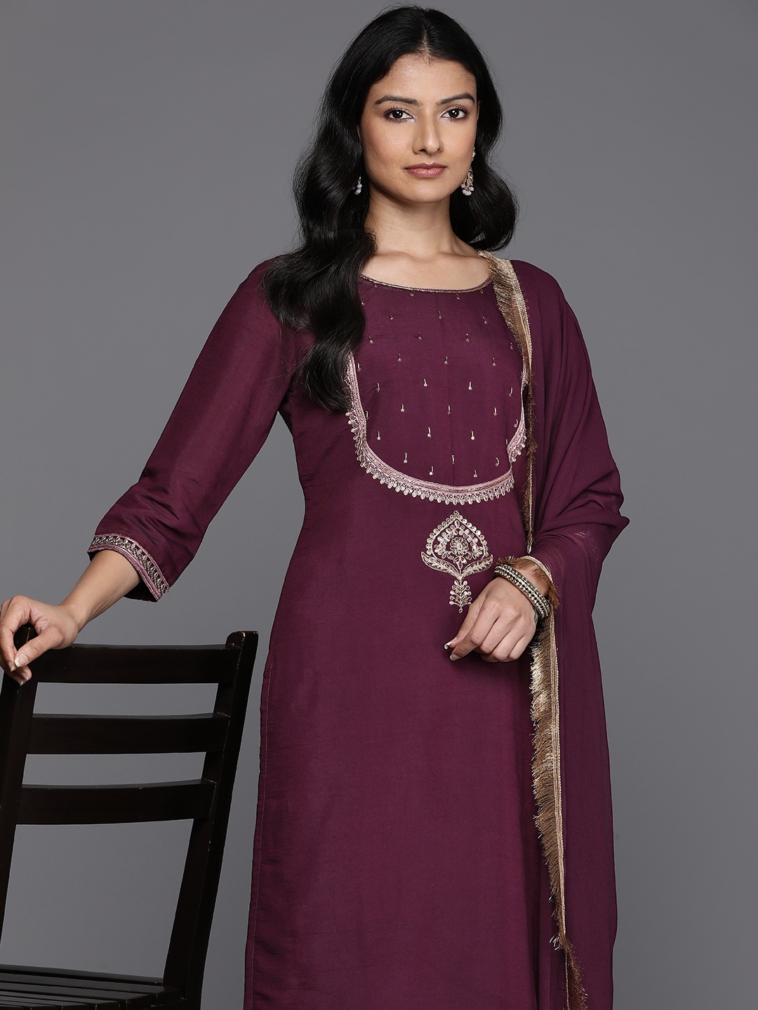 

Varanga Ethnic Motifs Embroidered Kurta With Trousers & Dupatta, Purple